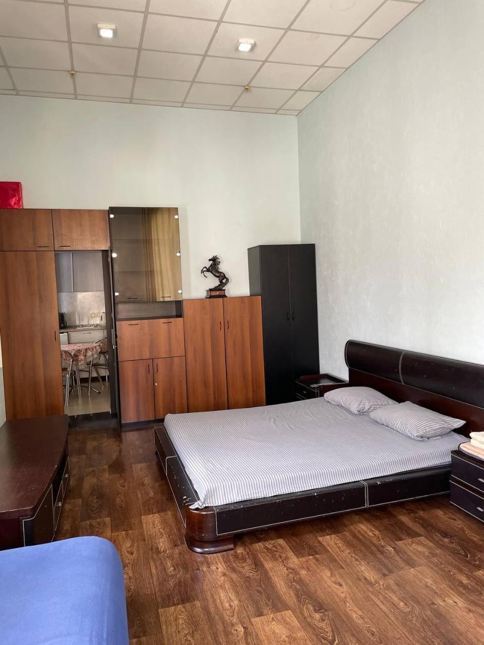 Apart 26 Odessa Luaran gambar