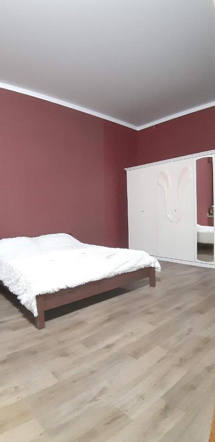 Apart 26 Odessa Luaran gambar